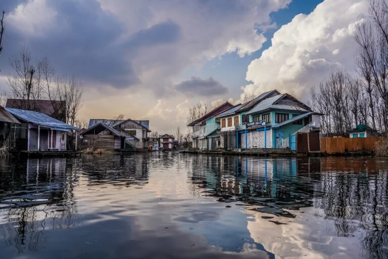 Srinagar Taxi Packages