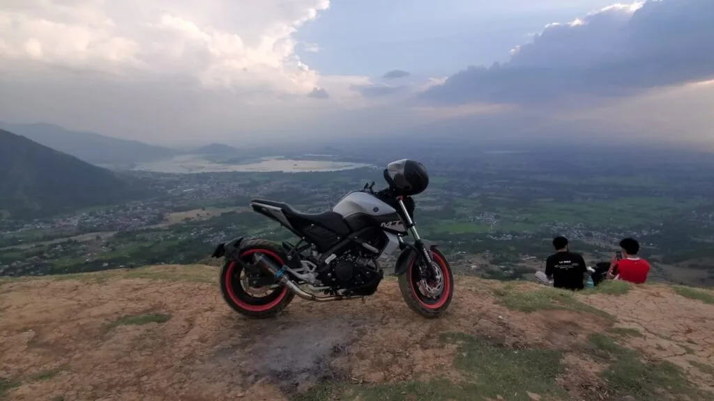 bike rental in kashmir